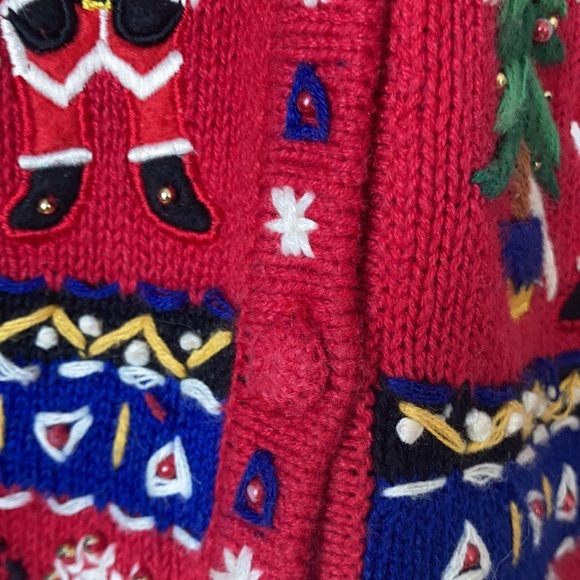 Designers originals vtg red Santa crew neck button front ugly Christmas sweater - Picture 6 of 16